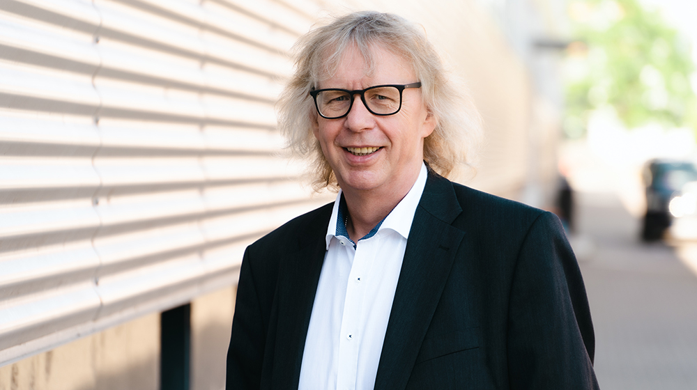 Prof. Rottengruber (c) Jana Dünnhaupt Uni Magdeburg Portrait Prof. Rottengruber (c) Jana Dünnhaupt Uni Magdeburg