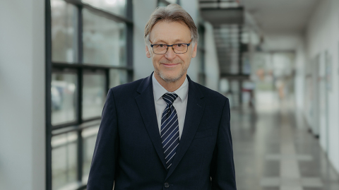 Prof. Strackeljan (c) Jana Dünnhaupt Uni Magdeburg