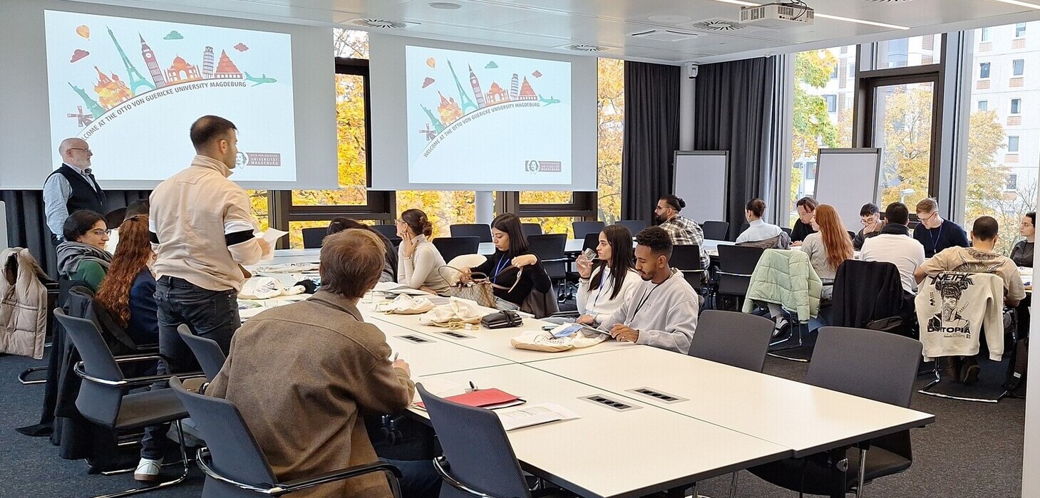 1 Gruppe Willkommenspräsentation